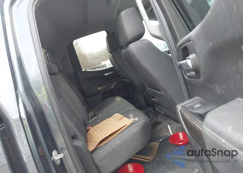 2019 Chevrolet Silverado 1500 Rst z USA, uszkodzony, nr VIN 1GCRYEEK5KZ193591